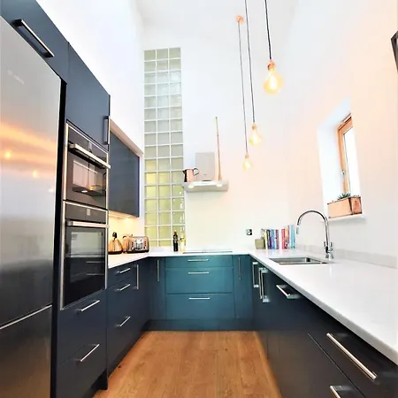 Brunel's View - Your Apartment *